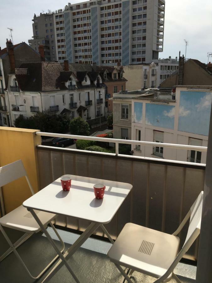 Appartement A 2Min Du Plan D'Eau Vichy Exterior photo